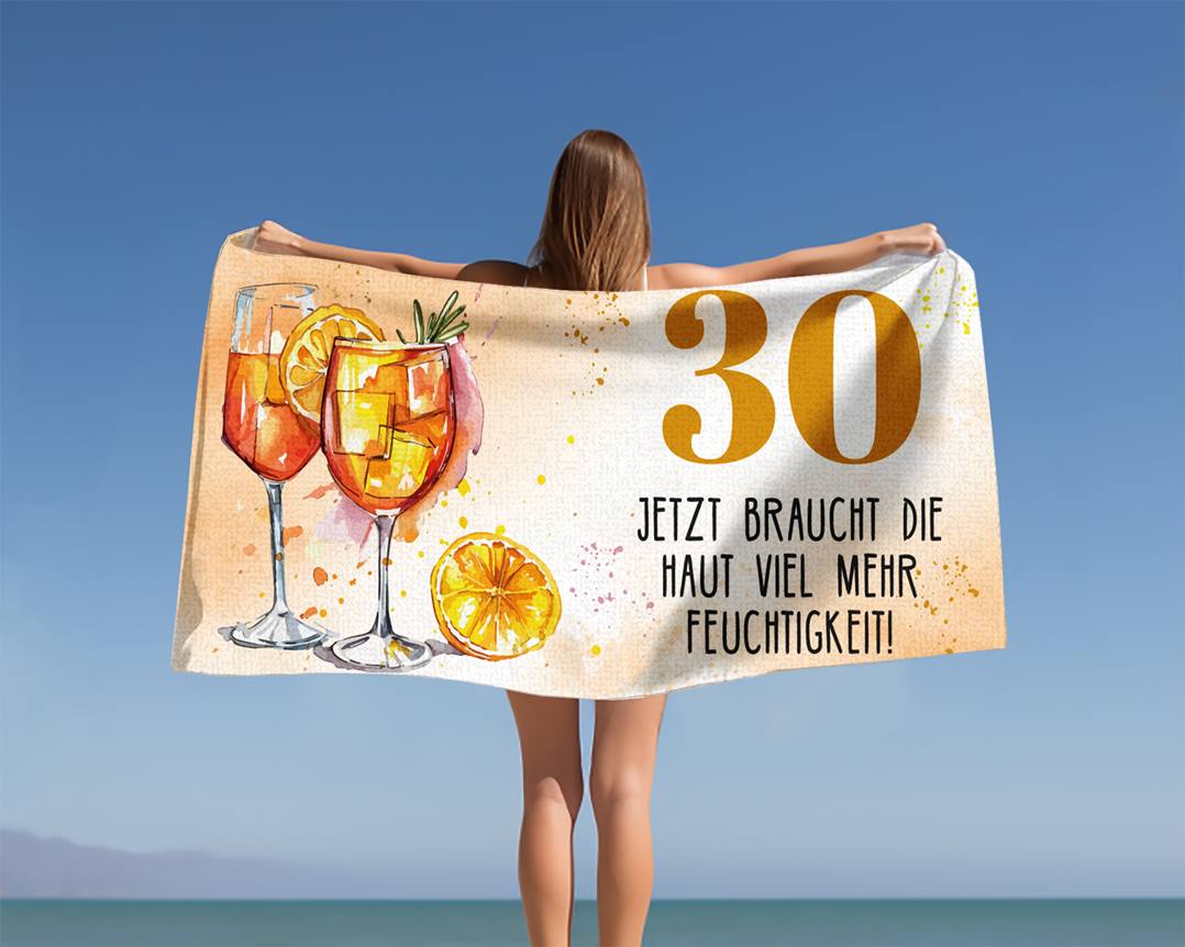 Jetzt braucht die Haut viel mehr Feuchtigkeit! - (Zahl - runder Geburtstag) - Handtuch & Strandtuch